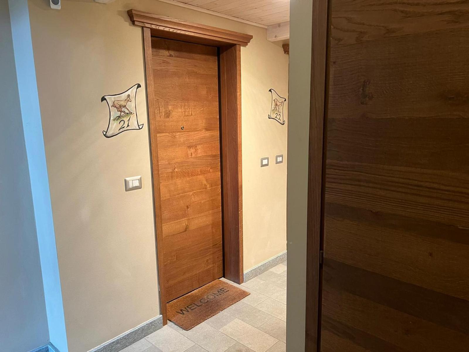Casa Monique - Borgo Le Stalle Lunghe Прато-Невозо Экстерьер фото